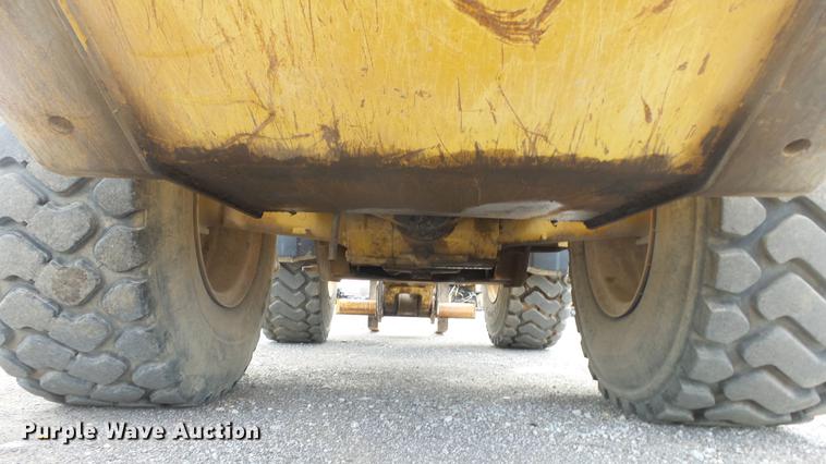 image for item DF4250 2004 Caterpillar 924G wheel loader