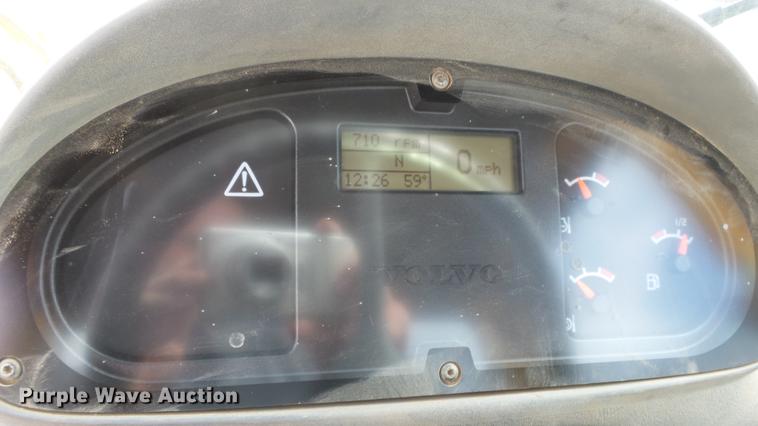 image for item DF4251 2005 Volvo L60E wheel loader