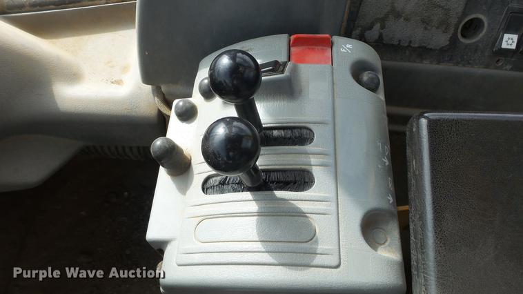 image for item DF4251 2005 Volvo L60E wheel loader