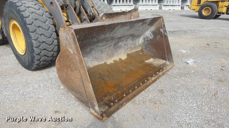 image for item DF4251 2005 Volvo L60E wheel loader