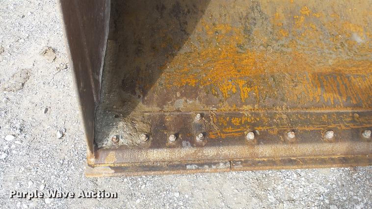 image for item DF4251 2005 Volvo L60E wheel loader