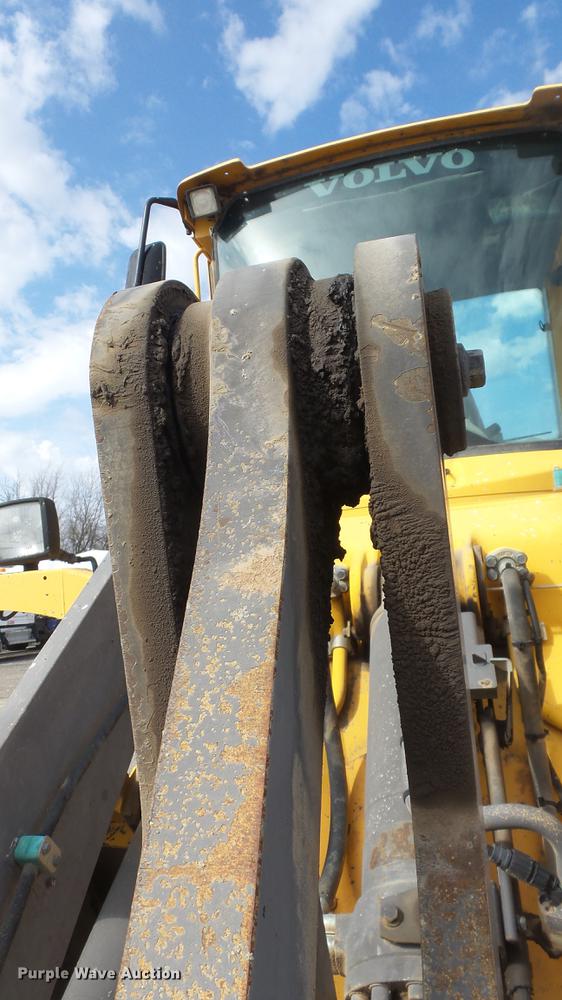 image for item DF4251 2005 Volvo L60E wheel loader