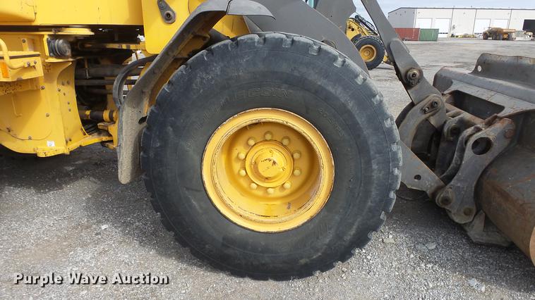 image for item DF4251 2005 Volvo L60E wheel loader