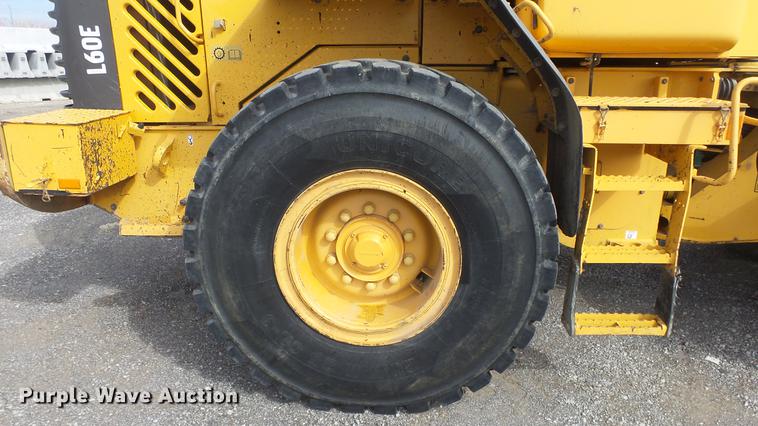 image for item DF4251 2005 Volvo L60E wheel loader