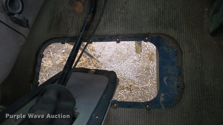 image for item DF4253 2007 Peterbilt 379 semi truck