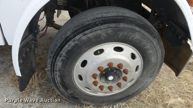 image for item DF4253 2007 Peterbilt 379 semi truck