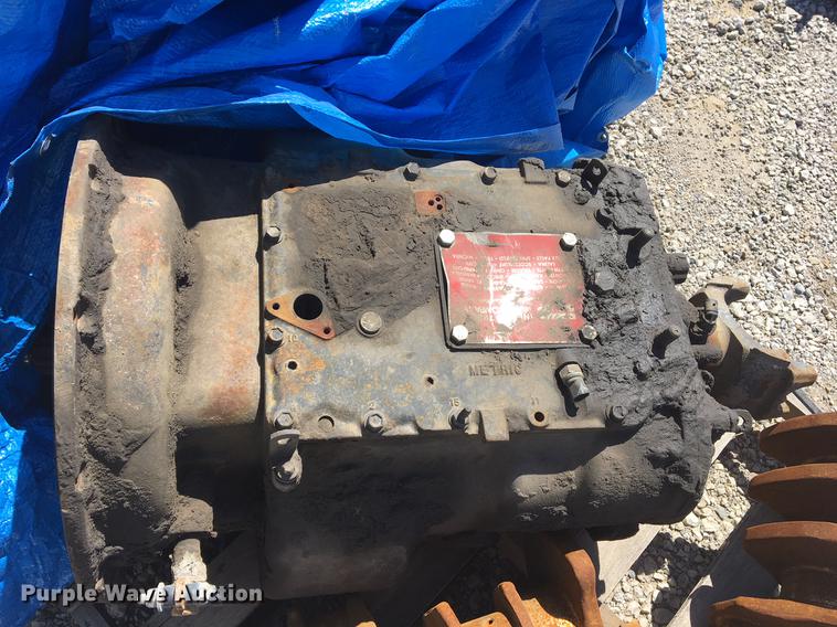 image for item DF4253 2007 Peterbilt 379 semi truck