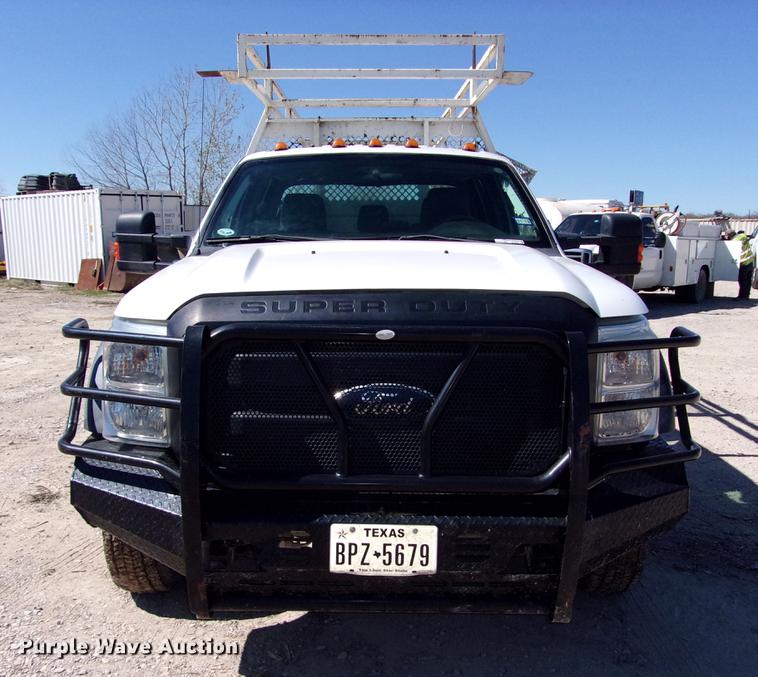 image for item DK9904 2011 Ford F550 Super Duty Crew Cab flatbed truck