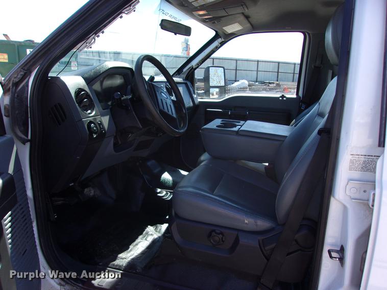 image for item DK9904 2011 Ford F550 Super Duty Crew Cab flatbed truck