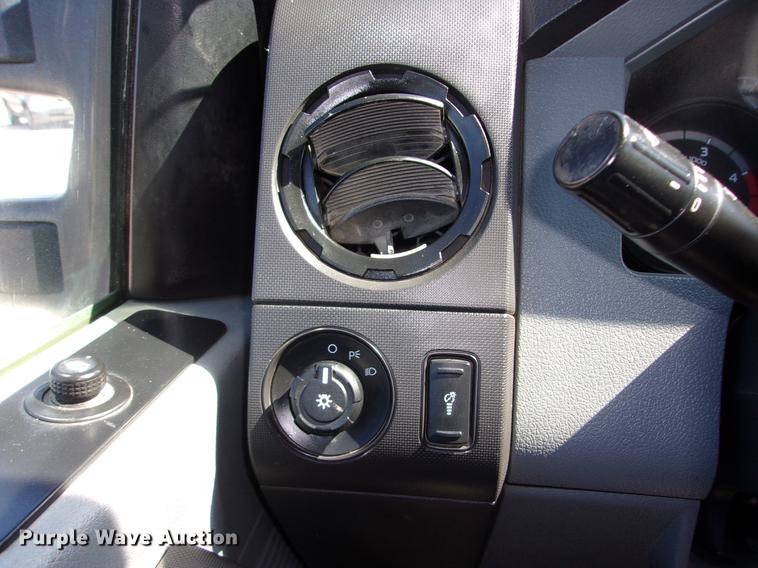 image for item DK9904 2011 Ford F550 Super Duty Crew Cab flatbed truck