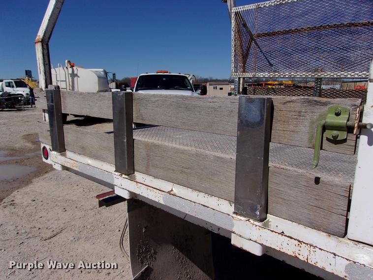 image for item DK9904 2011 Ford F550 Super Duty Crew Cab flatbed truck