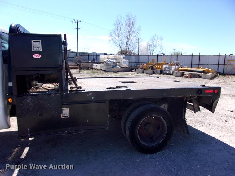 image for item DK9905 2011 Ford F550 Super Duty Crew Cab flatbed truck