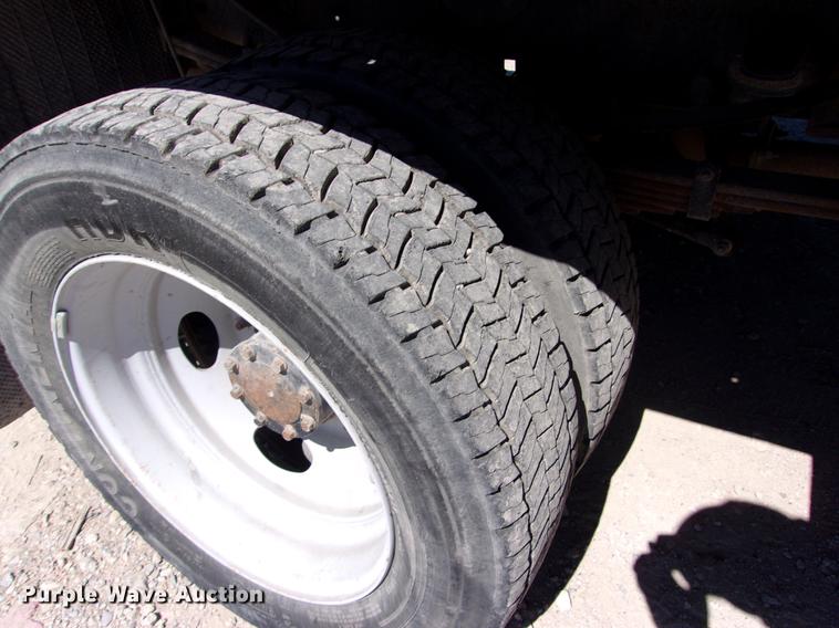 image for item DK9905 2011 Ford F550 Super Duty Crew Cab flatbed truck