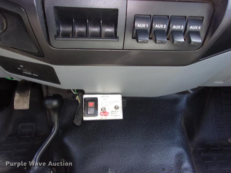 image for item DK9906 2012 Ford F550 Super Duty service truck