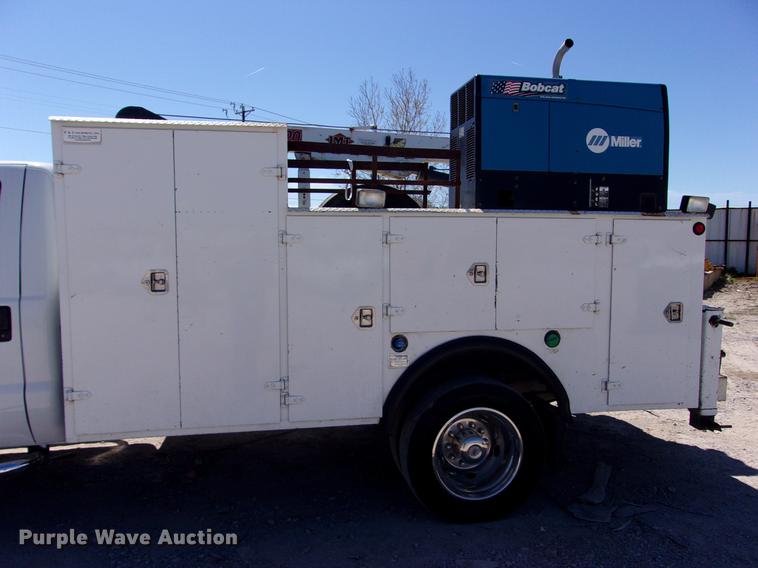 image for item DK9906 2012 Ford F550 Super Duty service truck