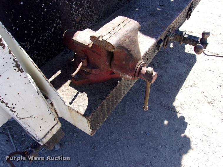 image for item DK9906 2012 Ford F550 Super Duty service truck