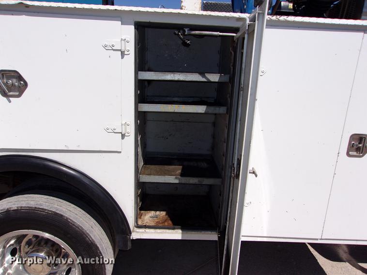 image for item DK9906 2012 Ford F550 Super Duty service truck