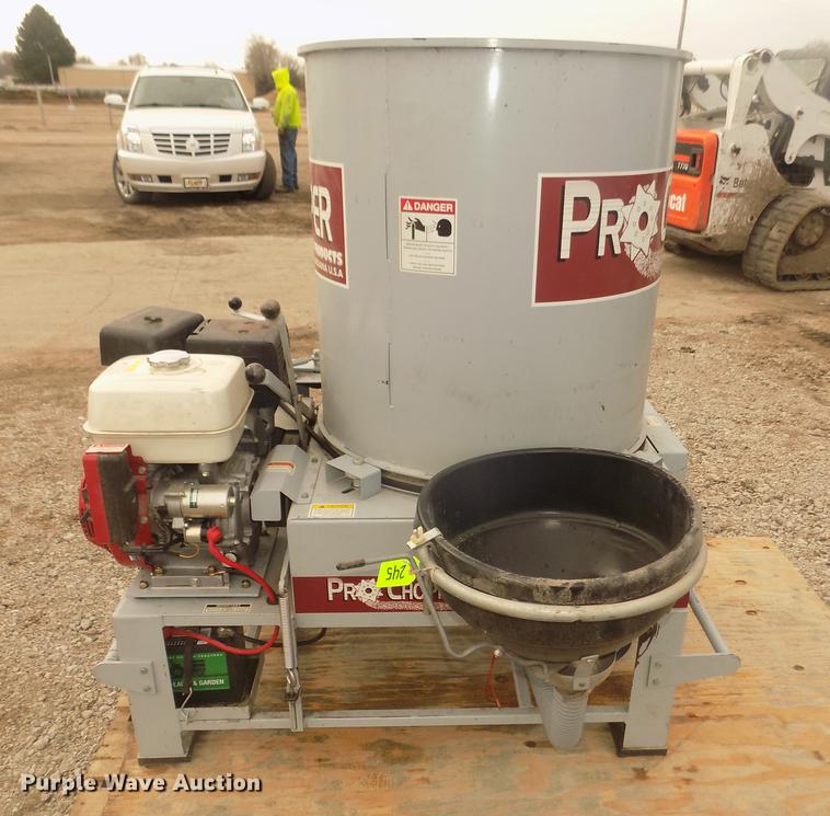 image for item DO9017 Pro Series Pro Chopper straw blower