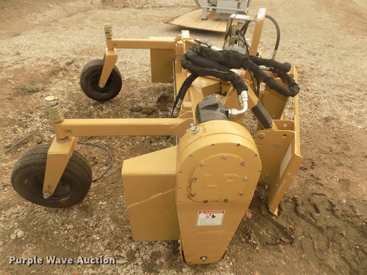 image for item DO9018 Land Pride SR2672 powered rake