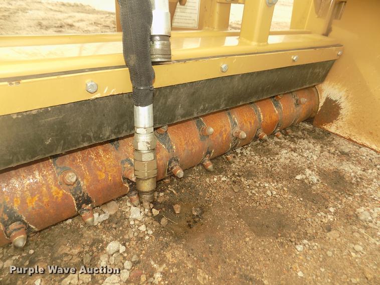 image for item DO9018 Land Pride SR2672 powered rake