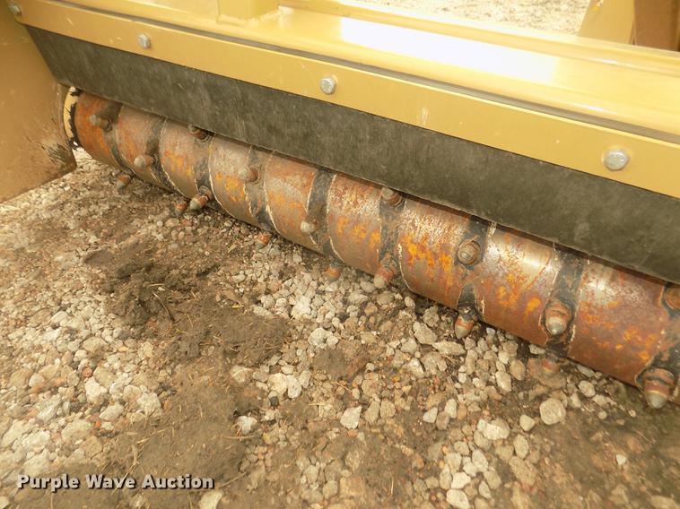 image for item DO9018 Land Pride SR2672 powered rake