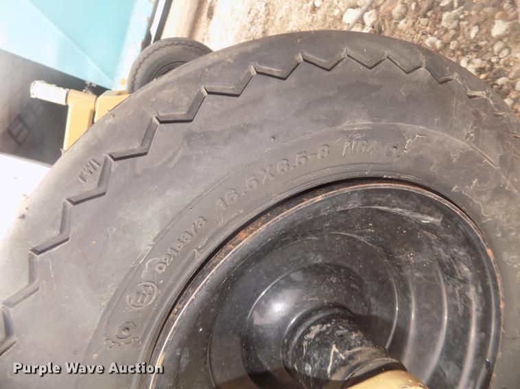 image for item DO9018 Land Pride SR2672 powered rake