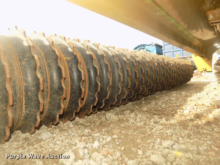 image for item DO9020 Land Pride APS1572 seeder