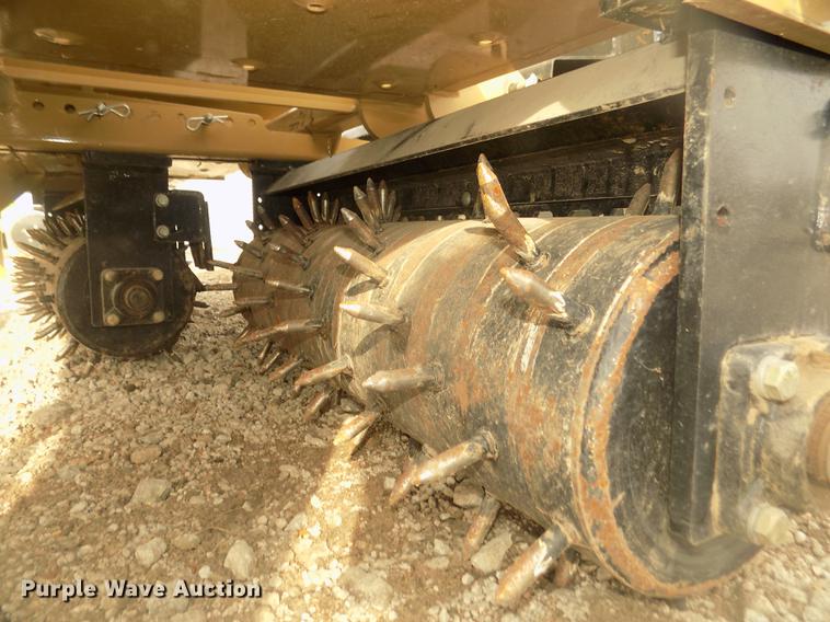 image for item DO9020 Land Pride APS1572 seeder