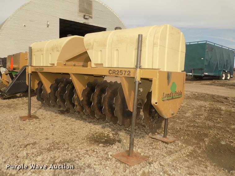 image for item DO9021 Land Pride CR2572 straw crimper