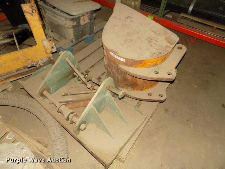 image for item DO9025 24"W bucket