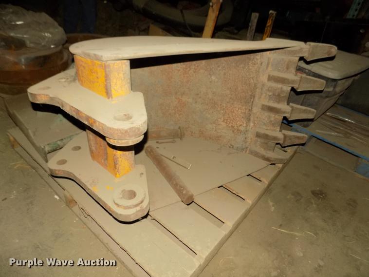 image for item DO9025 24"W bucket