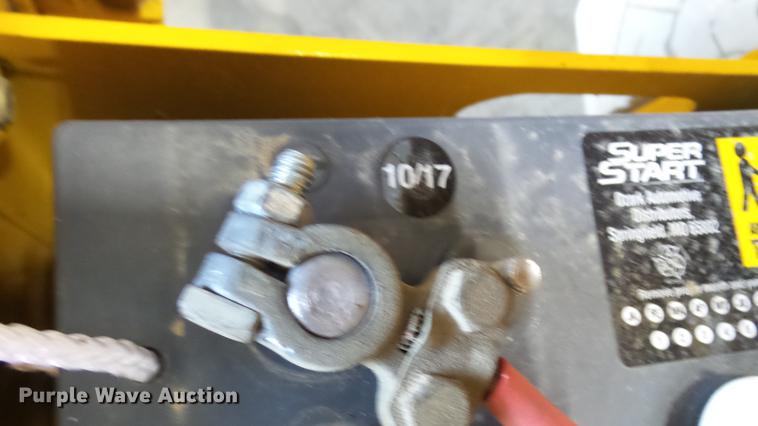 image for item DP9571 2006 Haulotte 3347E scissor lift