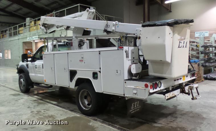 image for item DP9573 2009 Ford F550 Super Duty XL bucket truck