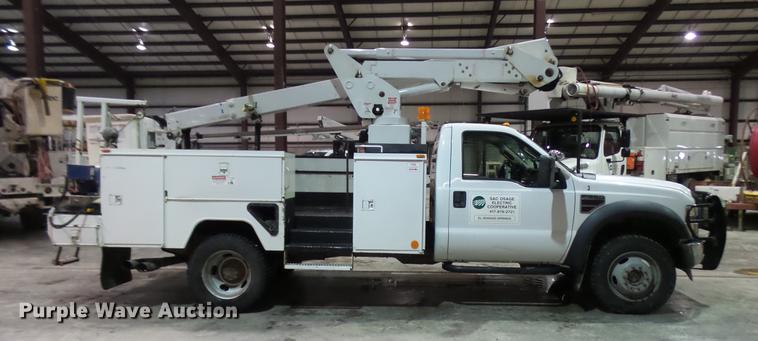 image for item DP9573 2009 Ford F550 Super Duty XL bucket truck
