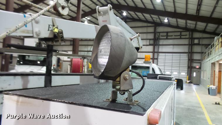 image for item DP9573 2009 Ford F550 Super Duty XL bucket truck