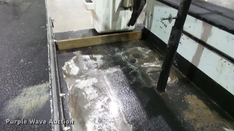 image for item DP9573 2009 Ford F550 Super Duty XL bucket truck