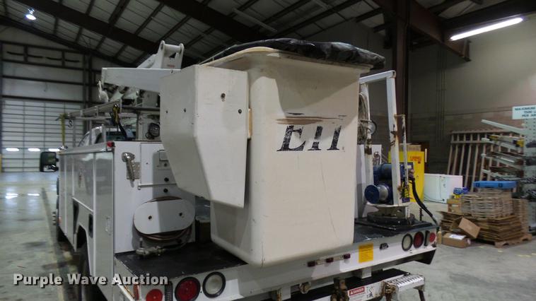 image for item DP9573 2009 Ford F550 Super Duty XL bucket truck