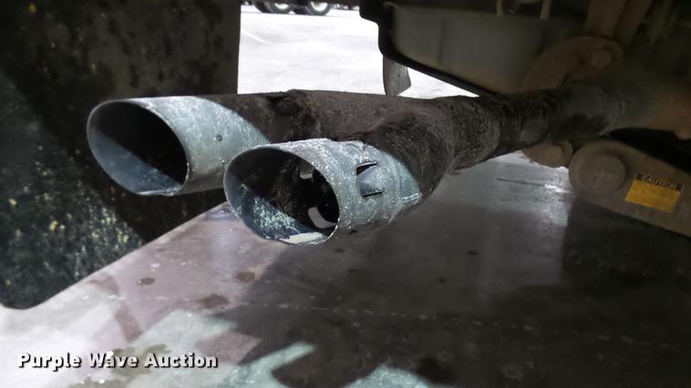 image for item DP9573 2009 Ford F550 Super Duty XL bucket truck