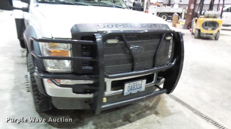 image for item DP9573 2009 Ford F550 Super Duty XL bucket truck