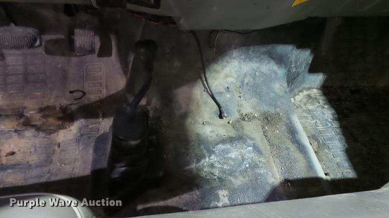 image for item DP9573 2009 Ford F550 Super Duty XL bucket truck