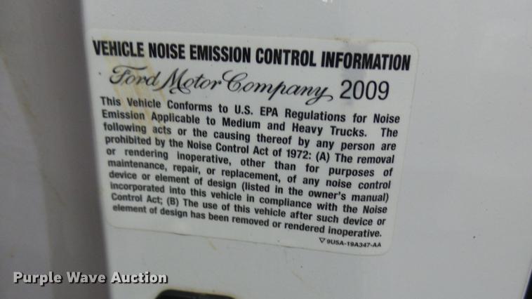 image for item DP9573 2009 Ford F550 Super Duty XL bucket truck