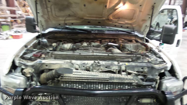 image for item DP9573 2009 Ford F550 Super Duty XL bucket truck