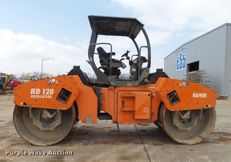 image for item DS9558 2003 Hamm HD120 double drum vibratory roller