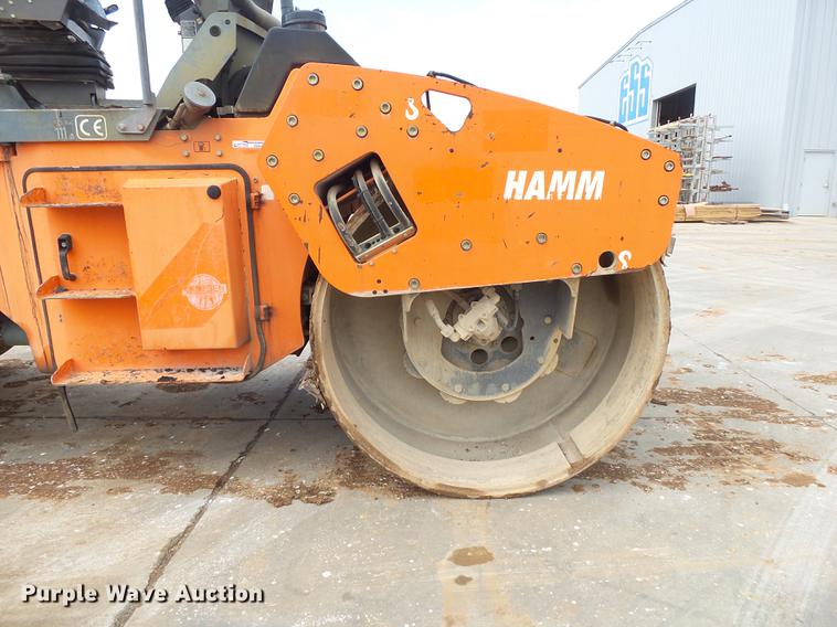 image for item DS9558 2003 Hamm HD120 double drum vibratory roller