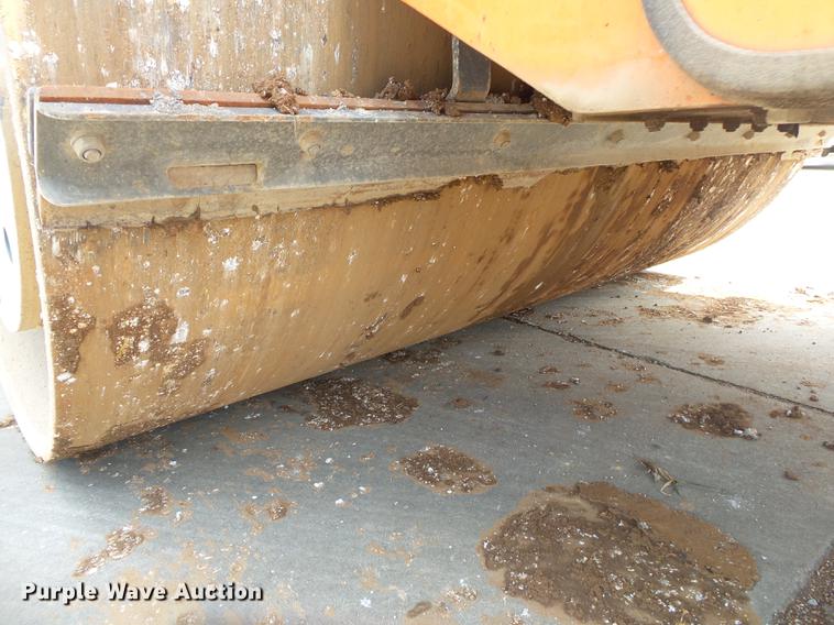 image for item DS9558 2003 Hamm HD120 double drum vibratory roller