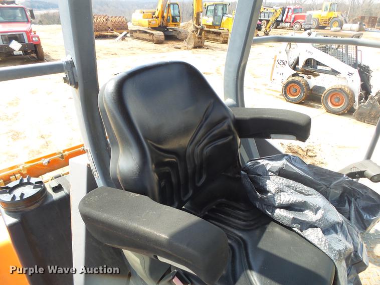 image for item DS9558 2003 Hamm HD120 double drum vibratory roller