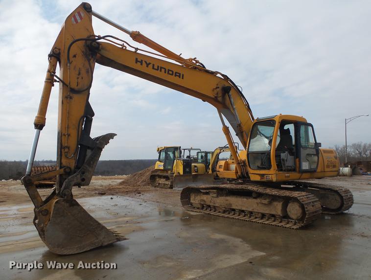 image for item DS9560 1998 Hyundai R210LC-3 excavator