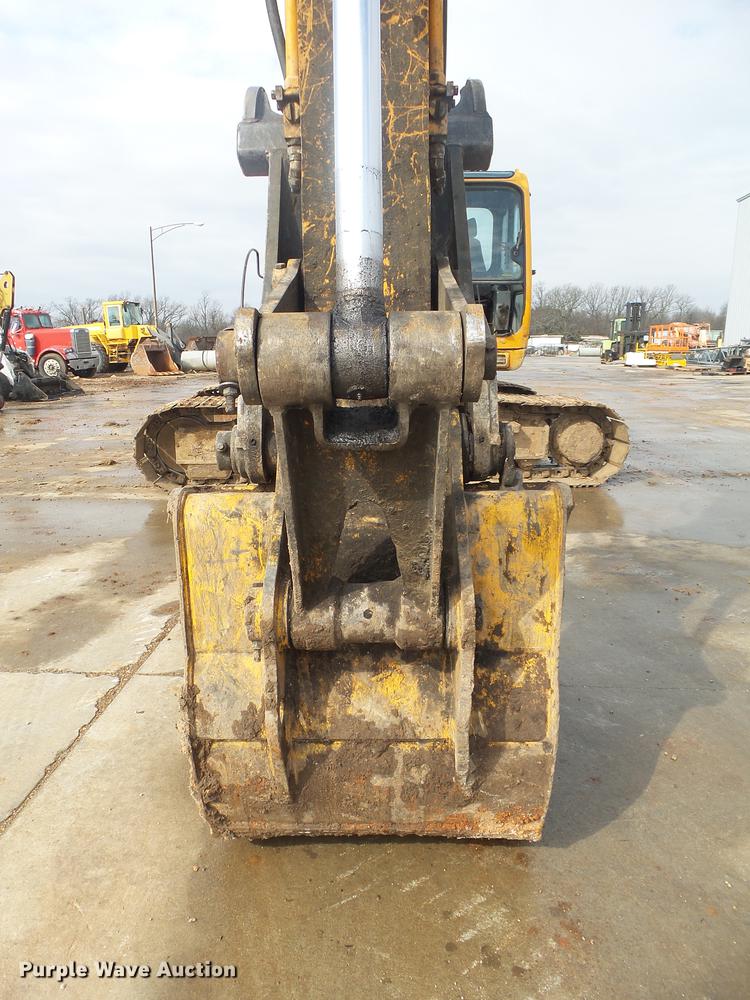 image for item DS9560 1998 Hyundai R210LC-3 excavator