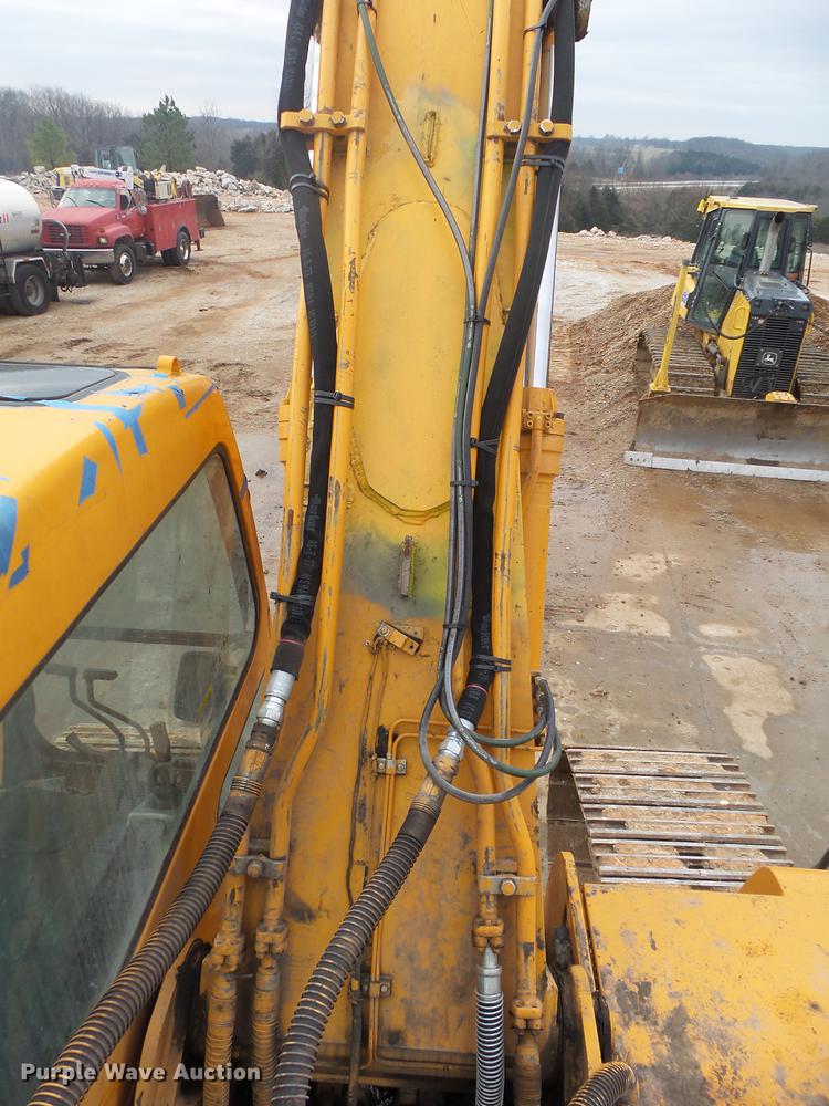 image for item DS9560 1998 Hyundai R210LC-3 excavator