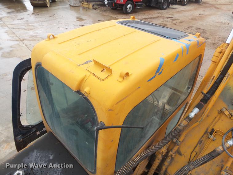 image for item DS9560 1998 Hyundai R210LC-3 excavator